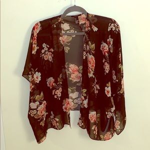 Black floral kimono